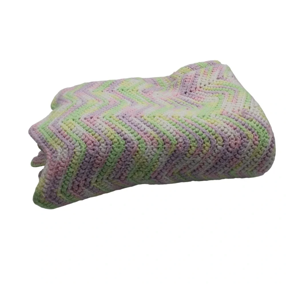 Handmade‎ Crochet Baby Blanket Pastel Chevron Ripple Afghan  36X58